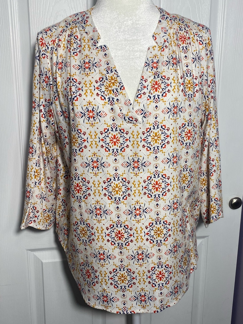 Renee C. Cream Floral Medallion Split-Neck Blouse Medium
